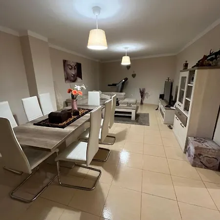 Nadia Apartment *